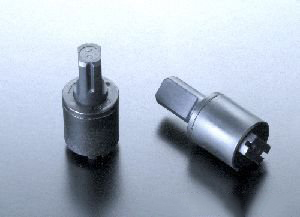 1-1ZGG53245D7.jpg